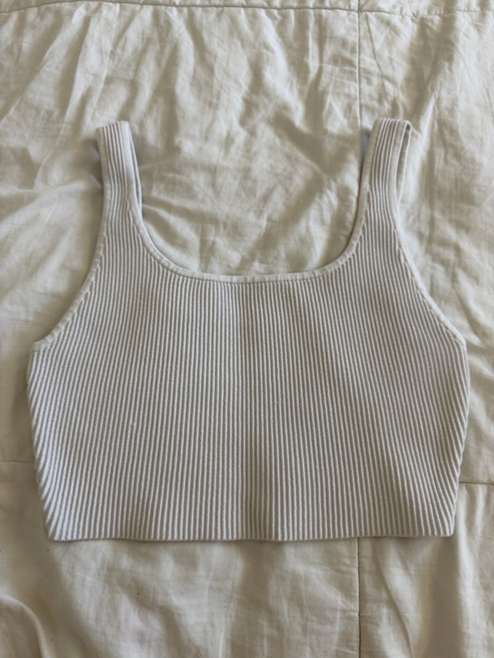 Babaton Aritzia Ribbed Square Neck Crop Tank - Cream